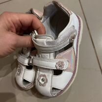 Сандалии детские 25