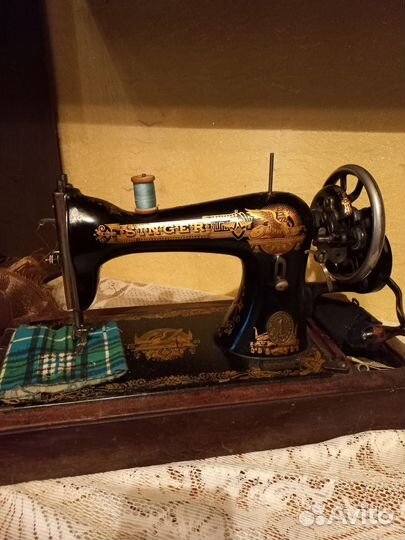 Швейная машина Singer
