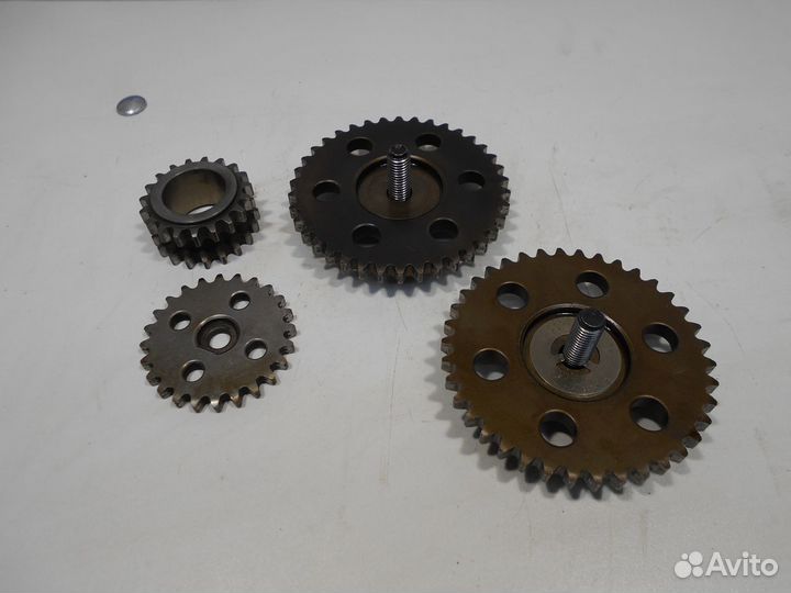 Звездочка Шестерня Mazda L8