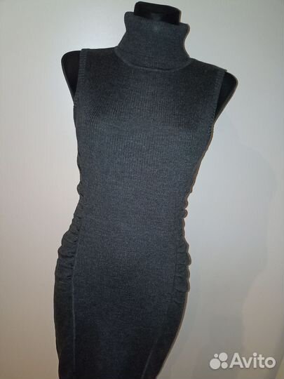 Платье Calvin Klein s-m шерсть женское