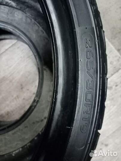 Triangle TR968 265/30 R19