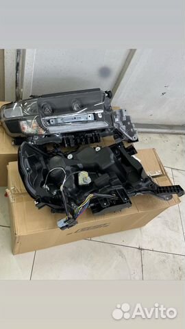 Фары land cruiser 200
