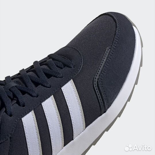 Кроссовки Adidas Retrorunner.Оригинал