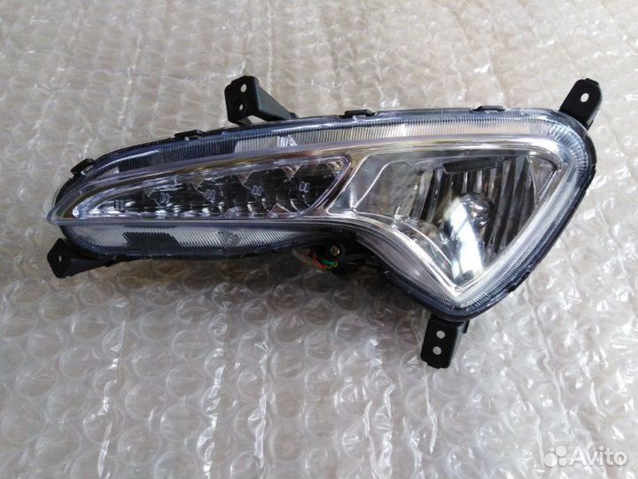 Фара противотуманная передняя левая Hyundai