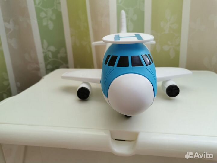 Самолет Super storage