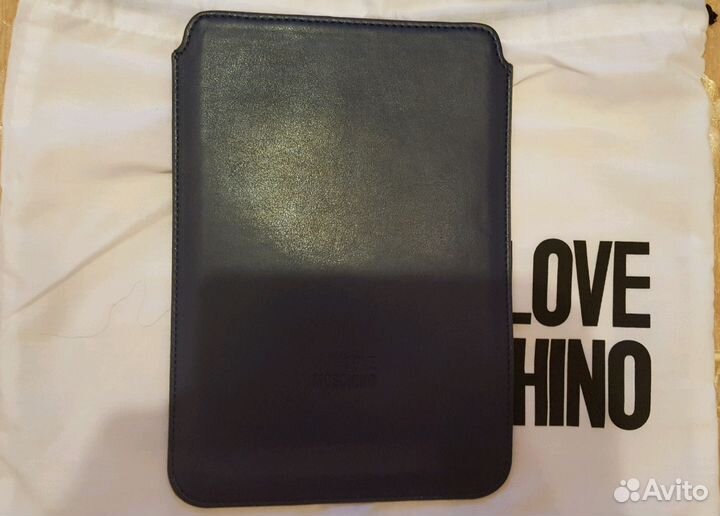 Чехол для iPad Love Moschino новый