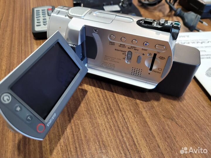 Sony handycam DSR-SR300