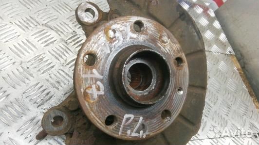 Ступица передняя левая skoda superb 2 (XEA17K901)