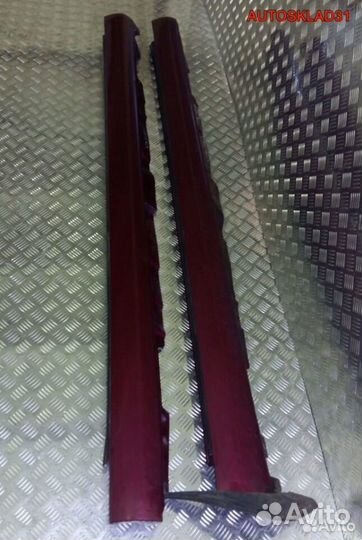 Накладки на пороги наружные Toyota Avensis 2 combi