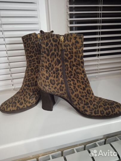 Полусапожки женские 37 размера