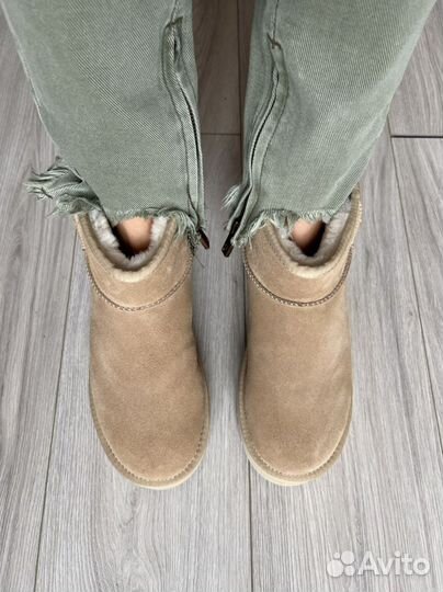 Угги на платформе UGG Mini Platform Sand