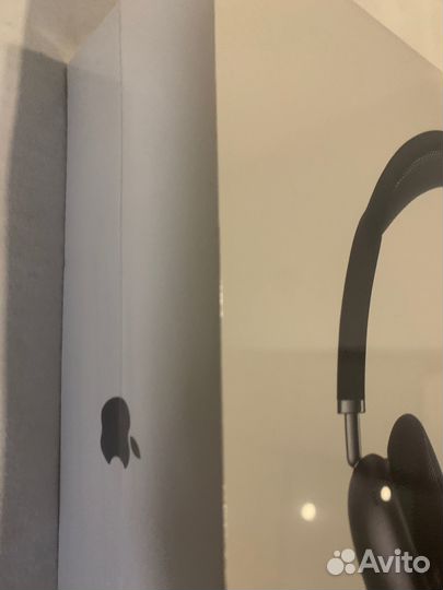 MAX AirPods Headphones black в черном цвете