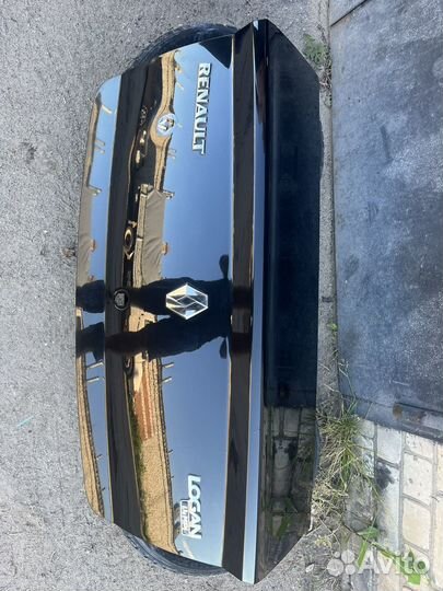 Продам крышку багажника на рено логан