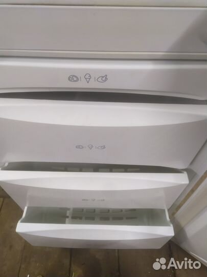 Холодильник lg