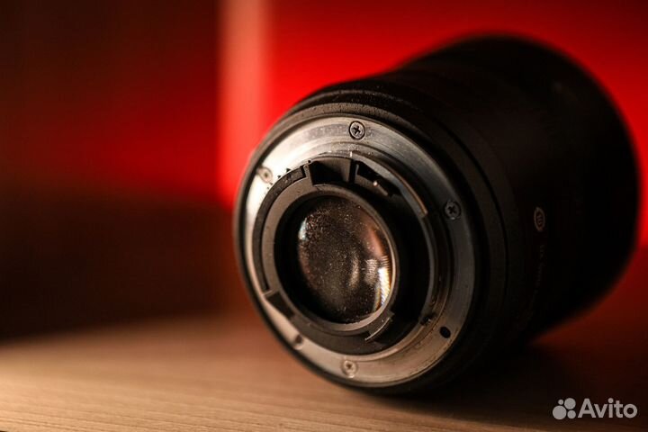 Объектив nikon 35 mm 1.8