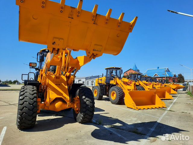 Фронтальный погрузчик Lonking CDM853, 2023