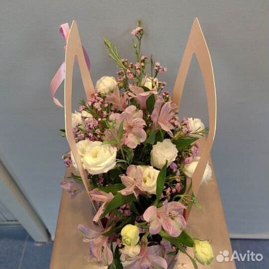 Цветы/цветы на выписку/коляска/цветы в коробке