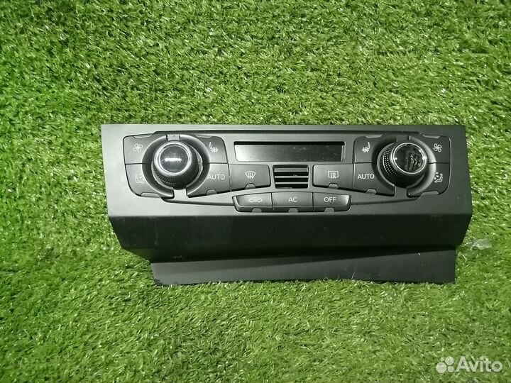 Блок управления климат-контролем 8T2820043AG Audi