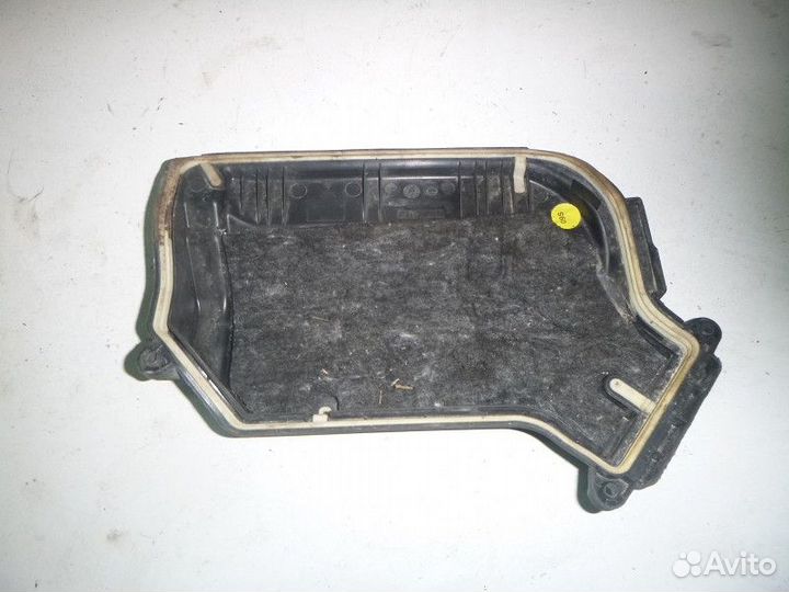 Крышка блока предохранителей audi A5/S5 coupe/spor