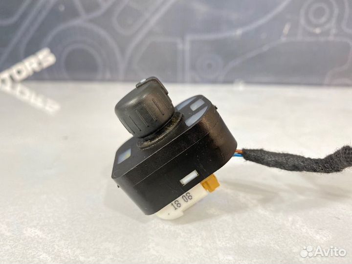 Кнопка регулировки зеркал Audi A6 Allroad C6 AUK