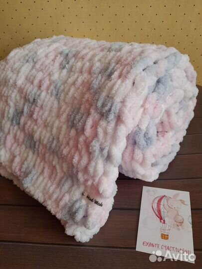 Вязаные игрушки и детские пледы