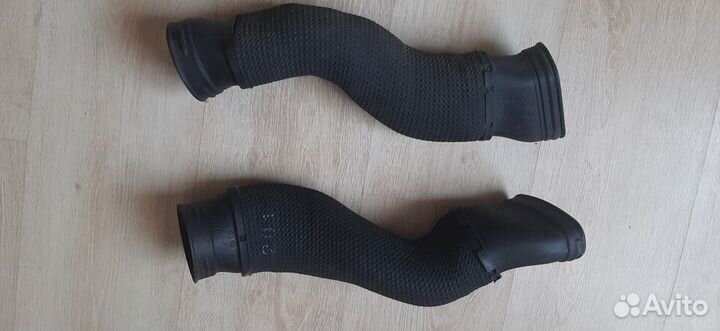 Патрубок воздухозаборника Mercedes CLS W219