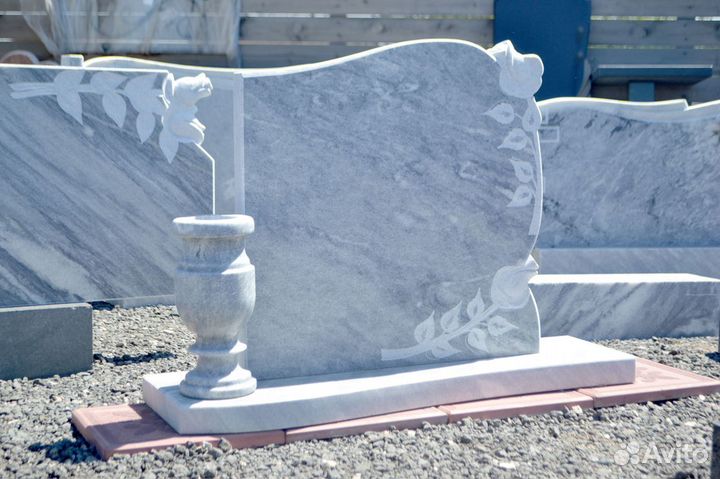 Памятник из гранита 