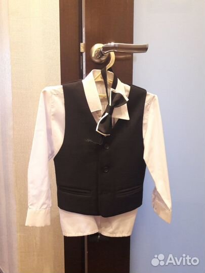 Рубашка и жилет (Futurino)