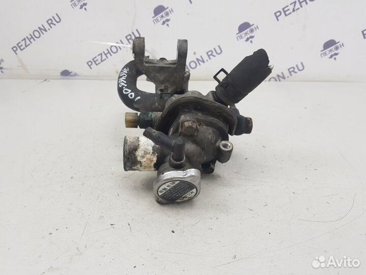 Корпус термостата Hyundai Terracan