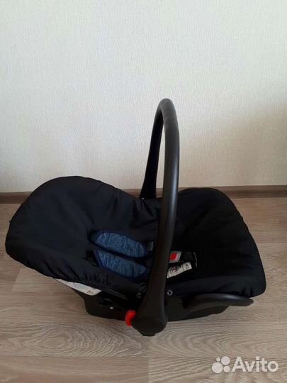 Переноска для детей в машину