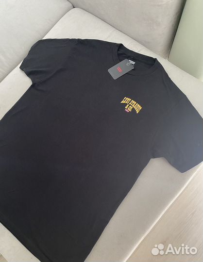 Футболка levis оригинал