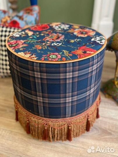 Банкетка в стиле morris