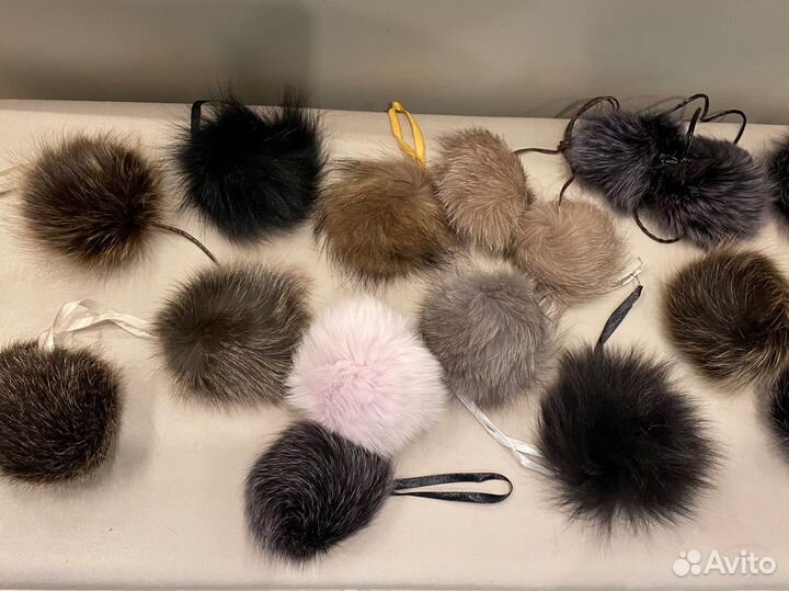 Меховые помпоны