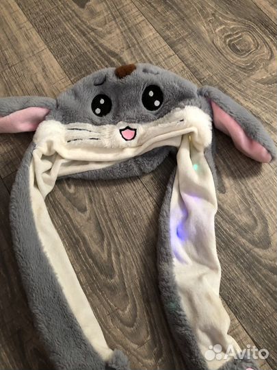 Шапка кролик с подвижными ушками