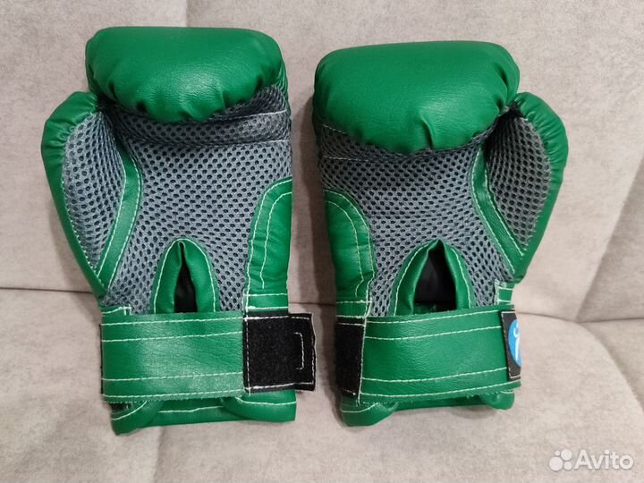 Боксерские перчатки детские 4 oz