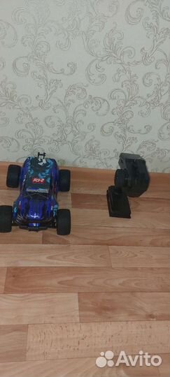 Машина на радиоуправлении