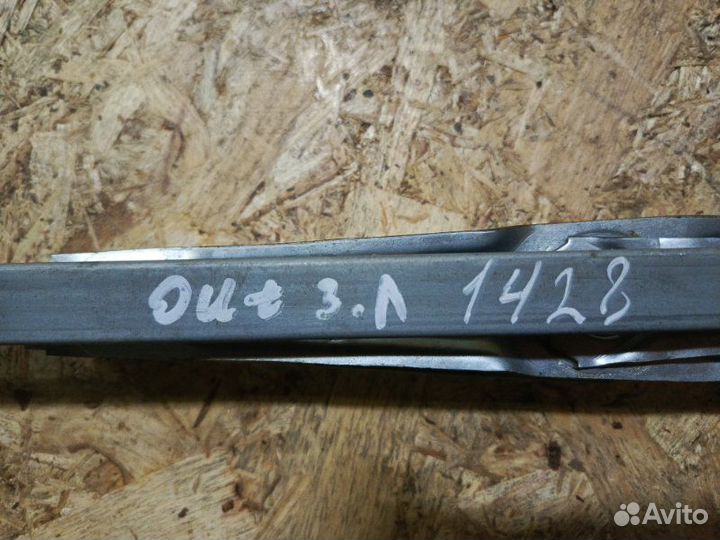 Стеклоподъемник двери Митсубиси Аутлендер 3