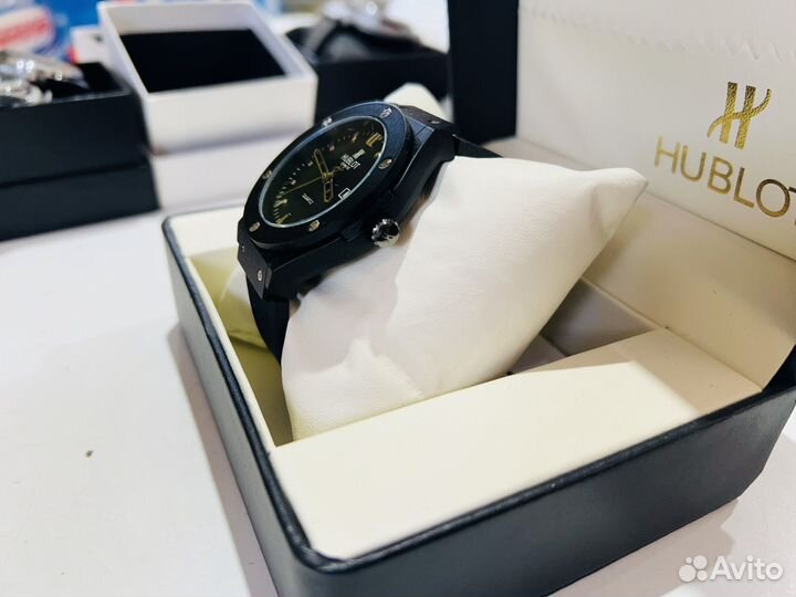 Часы hublot