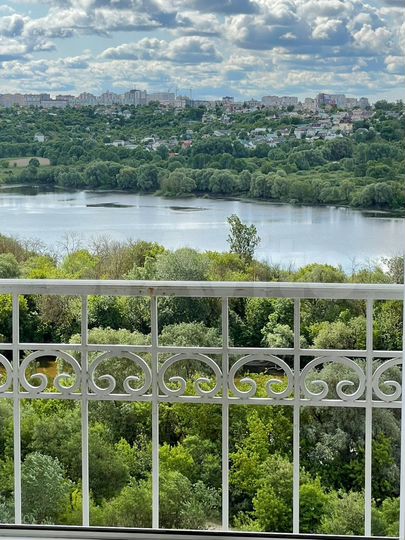 3-к. квартира, 98 м², 13/14 эт.