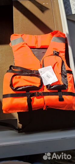 Жилет спасательный для яхт и маломерных судов