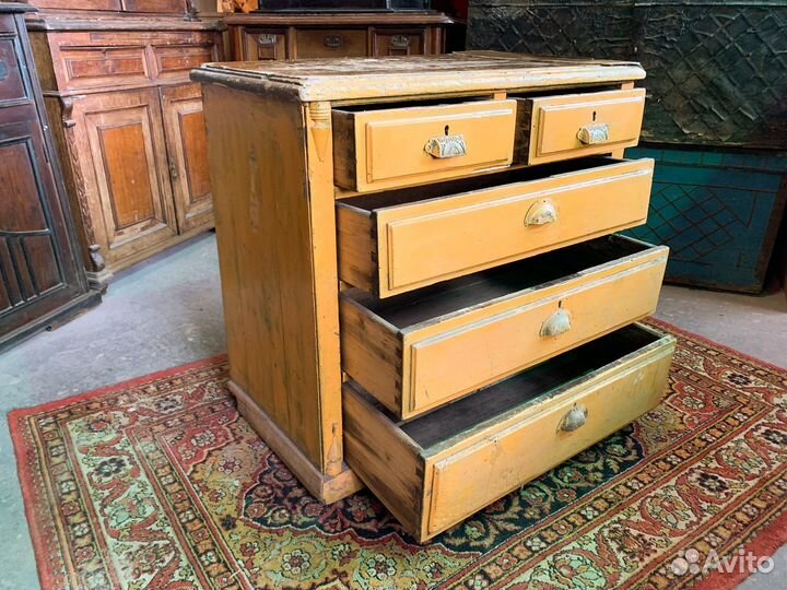 Комод старинный