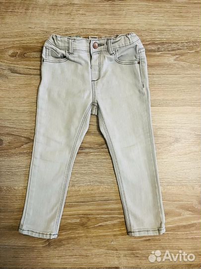 Одежда для девочки от Zara. 92р