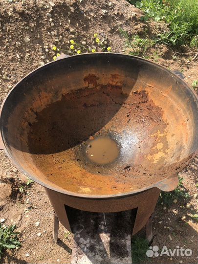 Казан чугунный с печкой на 80 литров