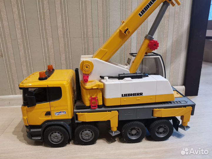 Bruder Автокран scania Кран liebherr