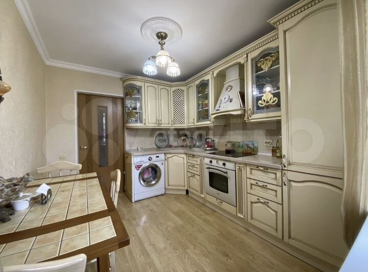 2-к. квартира, 51 м², 5/17 эт.