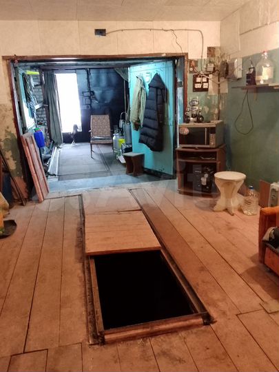 Гараж, > 30 м²