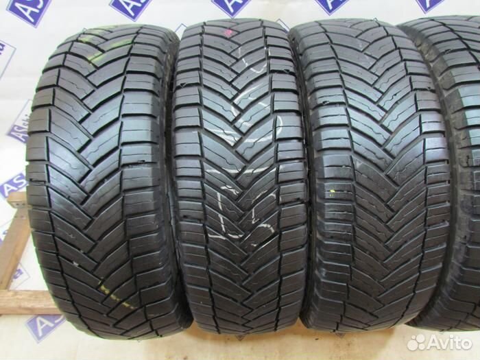 Michelin Agilis CrossClimate 215/65 R16C 86P