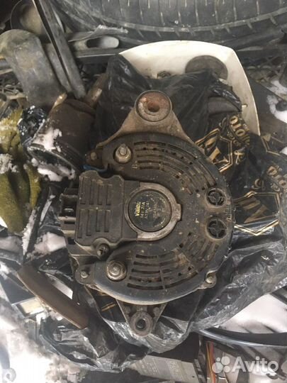 Генеротор на volvo 440