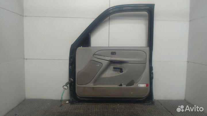 Дверь боковая Chevrolet Tahoe, 2004