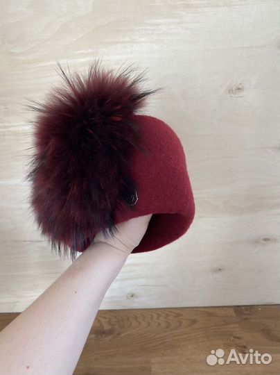 Шапка шерстяная с натуральным мехомым